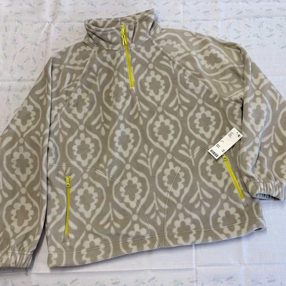 Without Walls Graphic Pullover